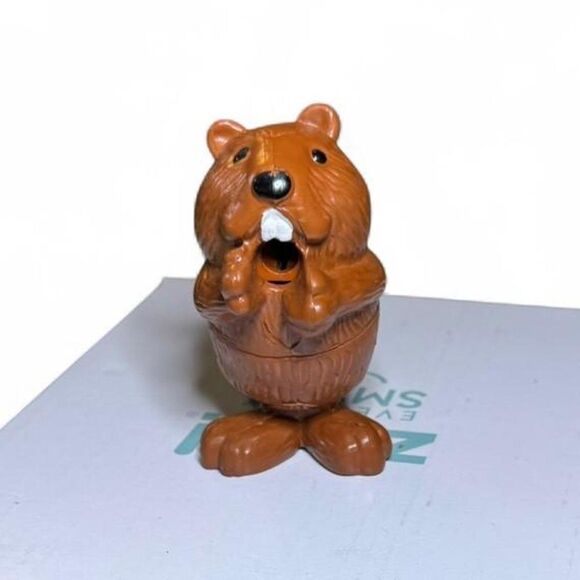 VTG Eager Beaver Pencil Sharpener JSNY NO 7316 Collector - Picture 1 of 7